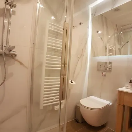 Sole E Luna - Corfu Old Town * Corfu (city)