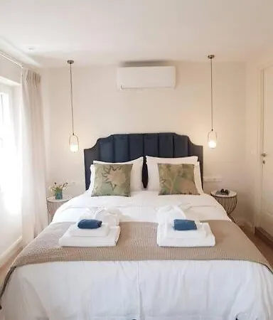 Sole E Luna - Corfu Old Town