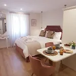 Sole E Luna - Corfu Old Town Apartment *